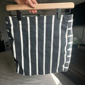 H&m navy and white striped mini skirt